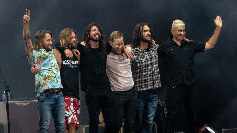 Foo Fighters Announced Los Angeles Concert, Vaccination Required