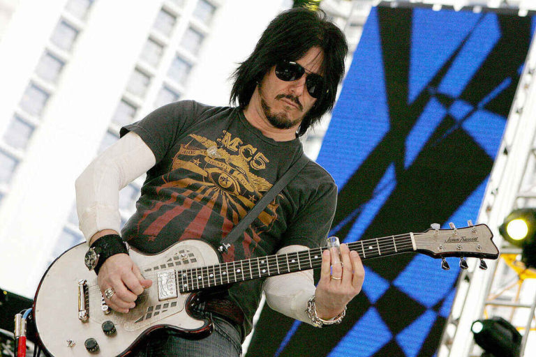 Former Guns N’ Roses Guitarist Talks About His Daughter’s Rock Career