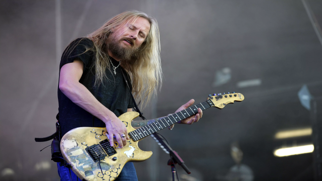Alice in Chain Jerry Cantrell Net Worth