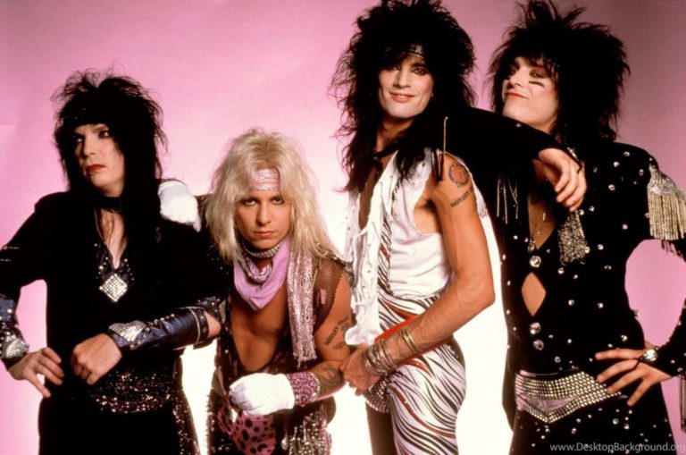 Mötley Crüe Members Net Worth in 2022: Albums, Life and More