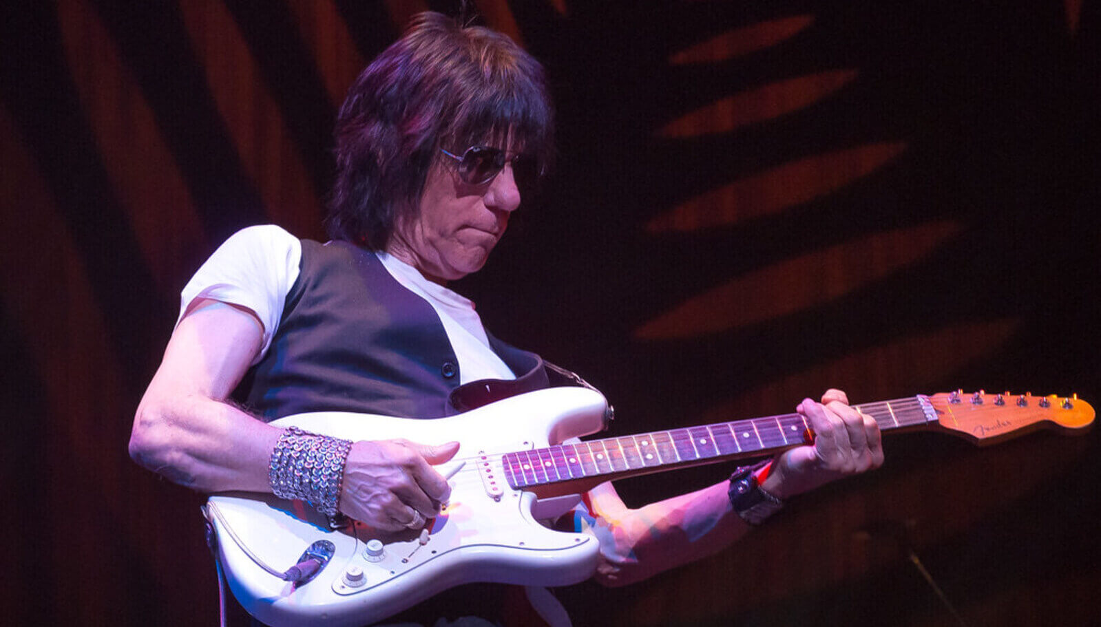 Jeff Beck is Dead at 78. What's cause of Jeff Beck's death?